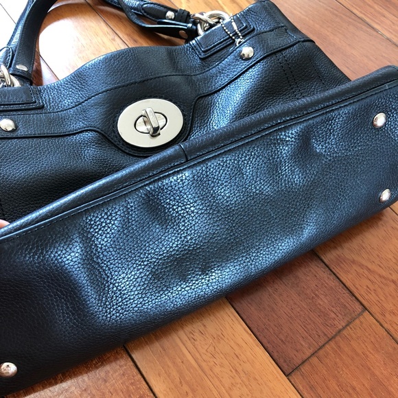 Authentic Coach Handbag - Picture 2 of 4